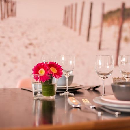 Beachhouse Anna, 1 Minute Walk To The Beach And Centre Of Katwijk, Free Private Parking Next To The House ! Katwijk aan Zee Exteriör bild
